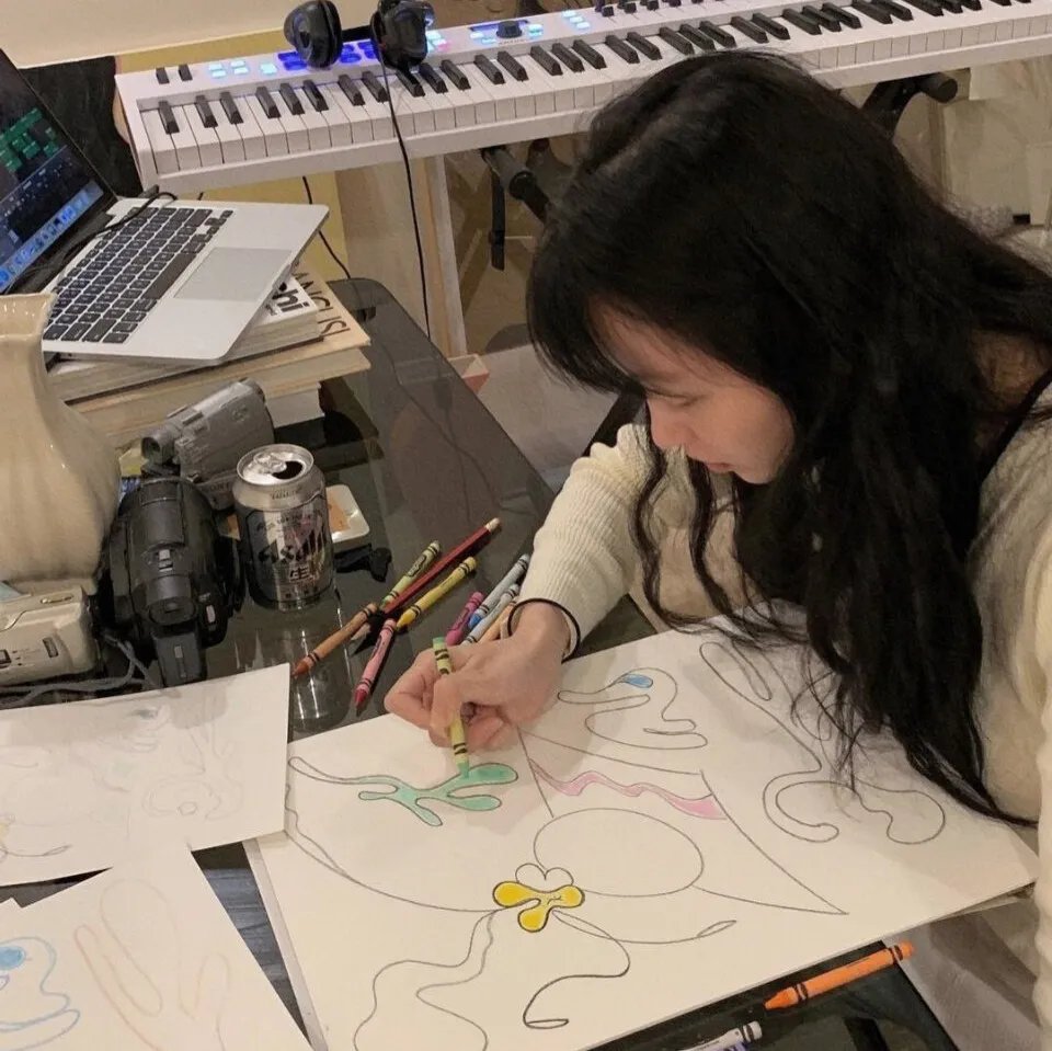 不装了，我的傻子老公是大佬